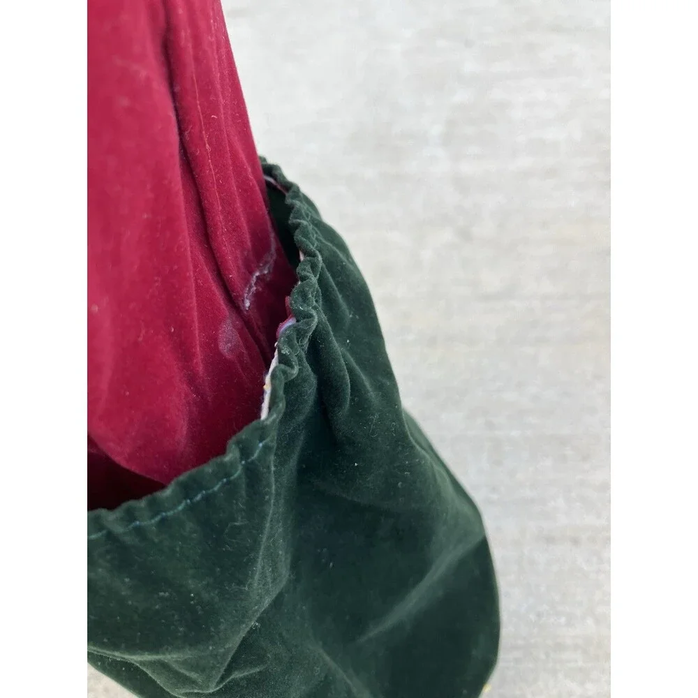 Vintage Christmas Caroler - Woman 12